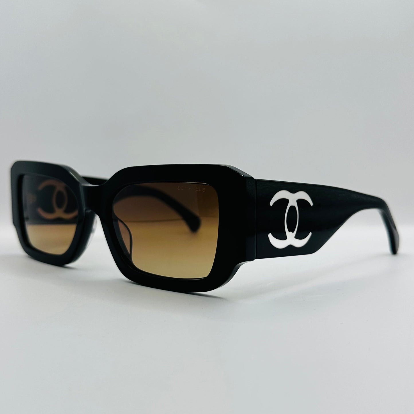 CHANEL Sunglasses CH5526